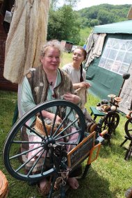 Bild: Sogar ein Spinnrad von 1866 wurde vorgestellt.