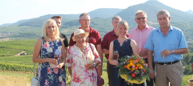 Bild: Gruppenbild Eröffnung Weingenussgarten