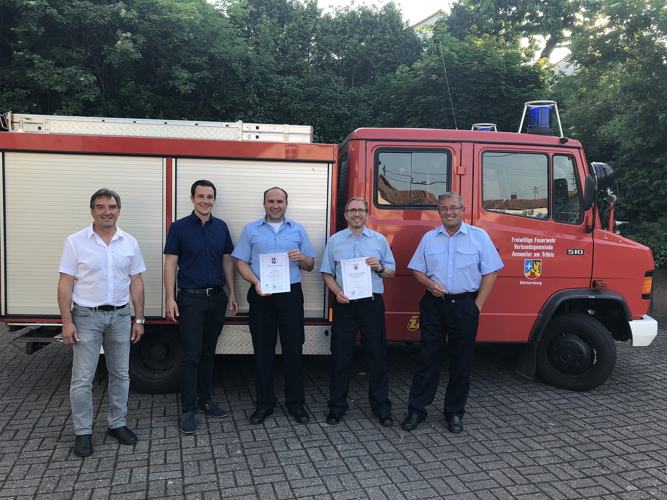 k-Wahl Wehrführer FFW Wernersberg_Gruppenbild.jpg