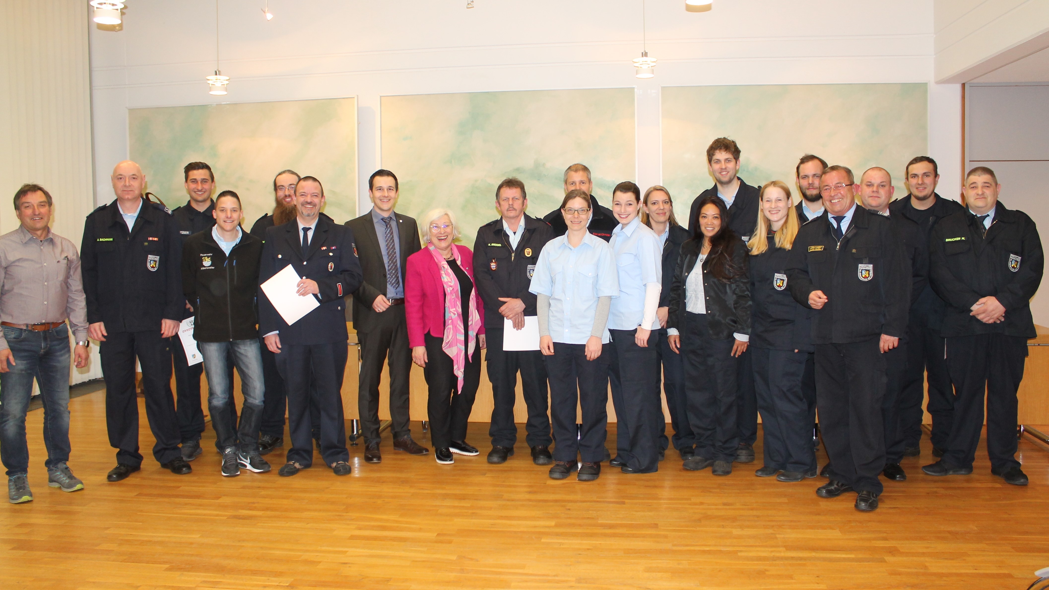 Bild: Geehrte der Veranstaltung in der Verbandsgemeinde