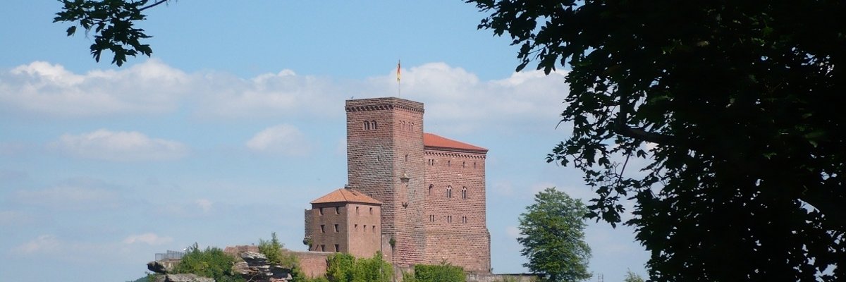 Bidl: Ansicht der Burg Trifels