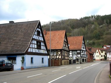 Bild: Ortsansicht Annweiler-Sarnstall - Fachwerkhäuser
